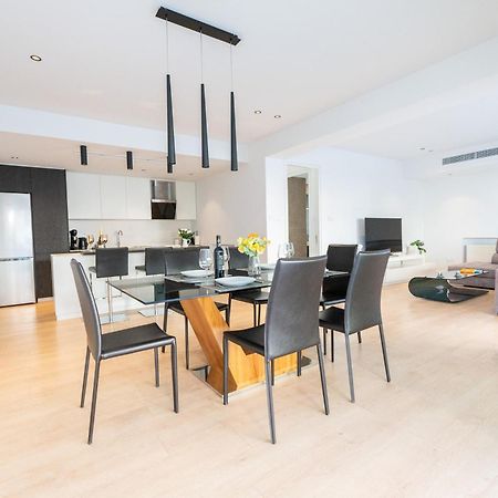 Wealthystays Nikosia Bagian luar foto
