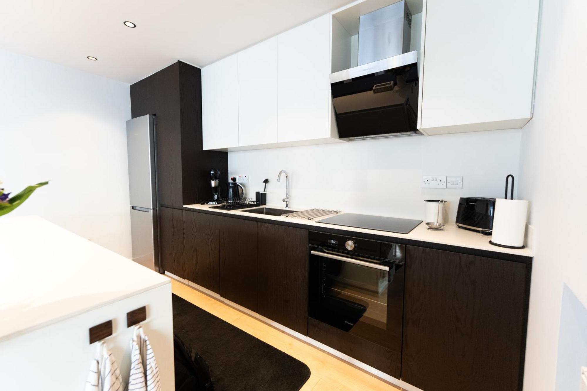 Wealthystays Nikosia Bagian luar foto